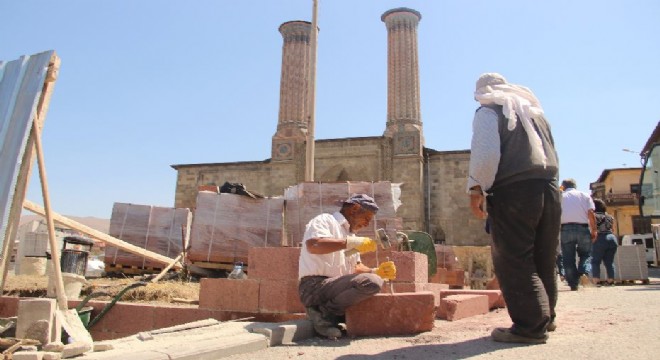 Erzurum'da tarih gün yüzüne çıkarılıyor