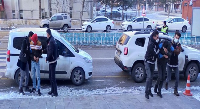 Erzurum'da uyuşturucu satıcılarına operasyon