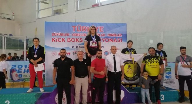 Erzurum'dan 12 madalyayla döndüler