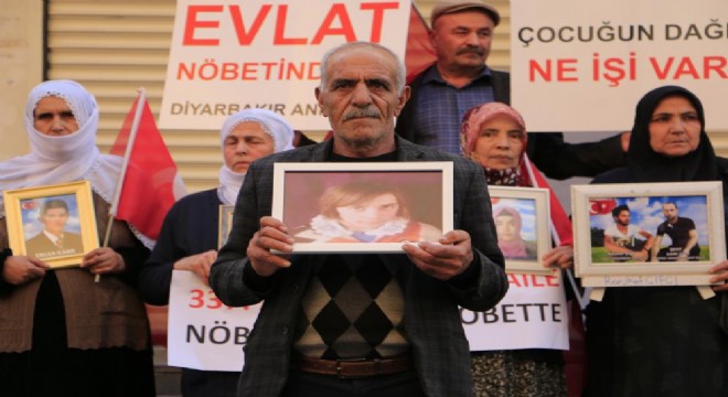 Erzurum'dan bir aile daha nöbete katıldı