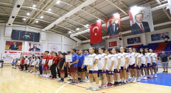 Erzurum ekibi, ANALİG basketbol yarı finalinde