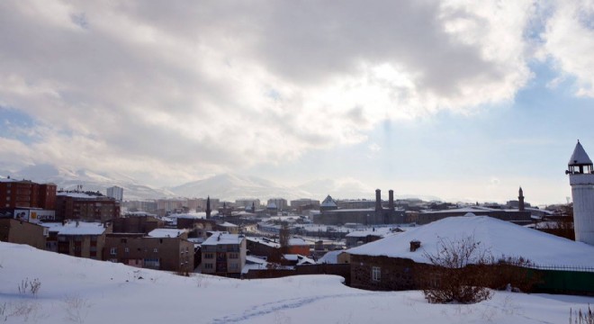 Erzurum eksi 3'ü gördü