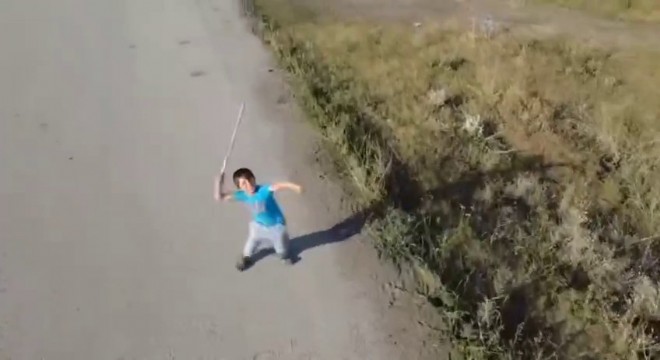 Erzurumlu çocuğun drone ile buluşması