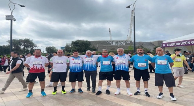Erzurumlu maratoncular Bakü'de koştu