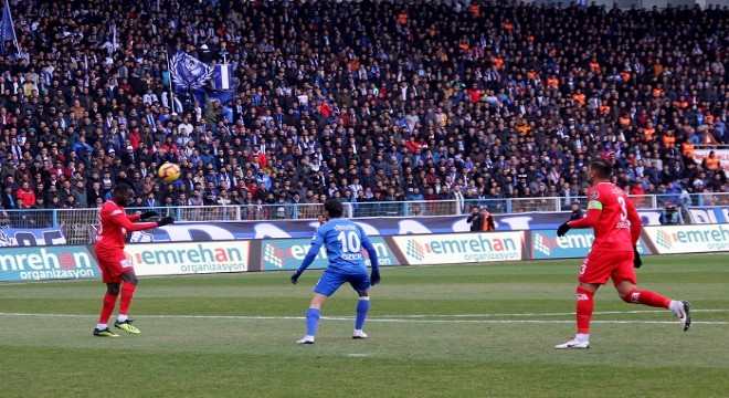 Erzurumspor 13'üncü haftaya damga vurdu