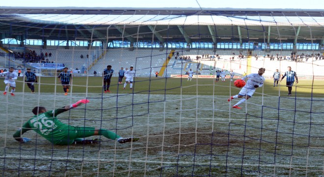 Erzurumspor 4 hafta sonra kazandı