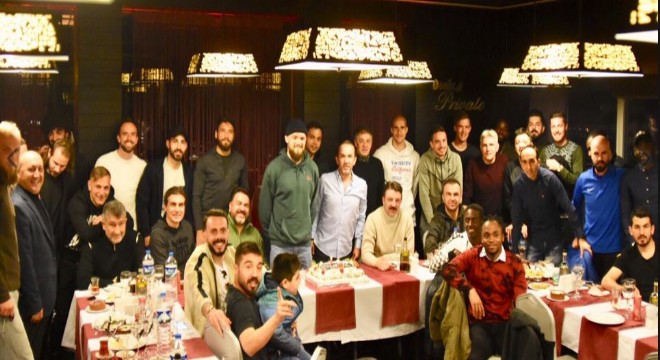 Erzurumspor, Kanstrup'un coşkusunu paylaştı