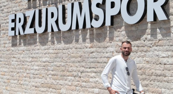 Erzurumspor'da Mustafa Yumlu sevinci