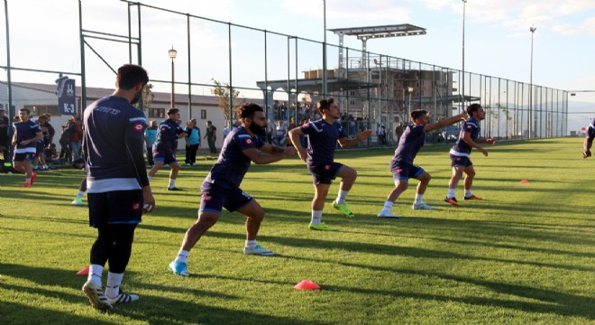 Erzurumspor'da ilk antrenman heyecanı