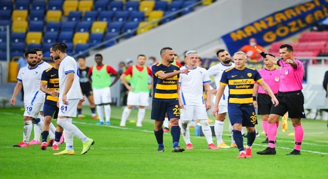 Erzurumspor futbolcu en'leri açıklandı