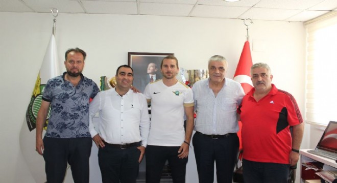 Erzurumsporlu Tolga Ünlü Akhisarspor'da