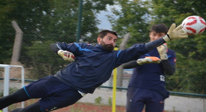 Erzurumsporlu kalecilerin nefes kesen idmanı