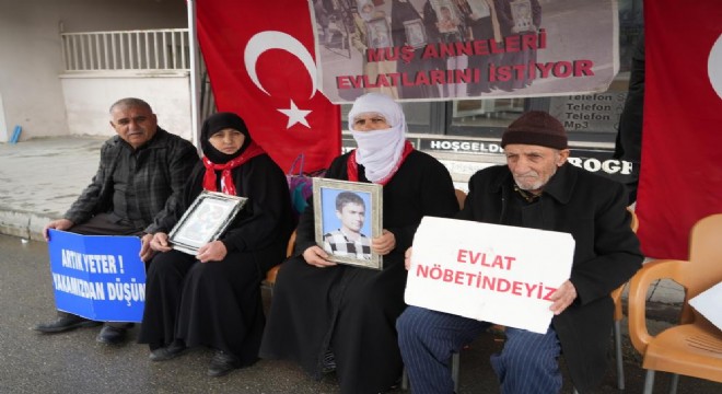 Evlat nöbeti devam ediyor