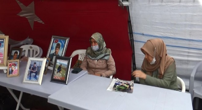 Evlat nöbetine 2 aile daha katıldı