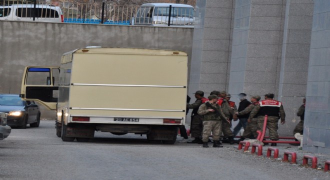 FETÖ'den ihraç edilen hakim hakkında suç duyurusu