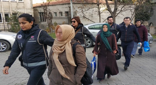 FETÖ'nün gaybubet evinde yakalandılar