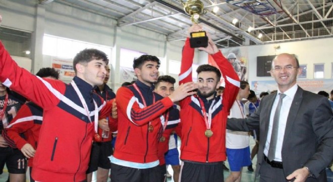 FUTSAL'da Şampiyon Tevfik İleri Anadolu Lisesi