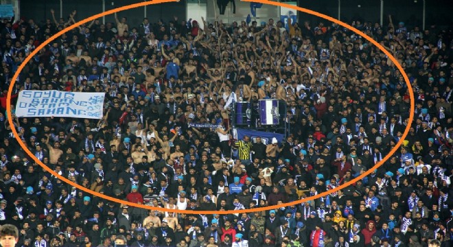 Fatih Terim'e ders gibi protesto