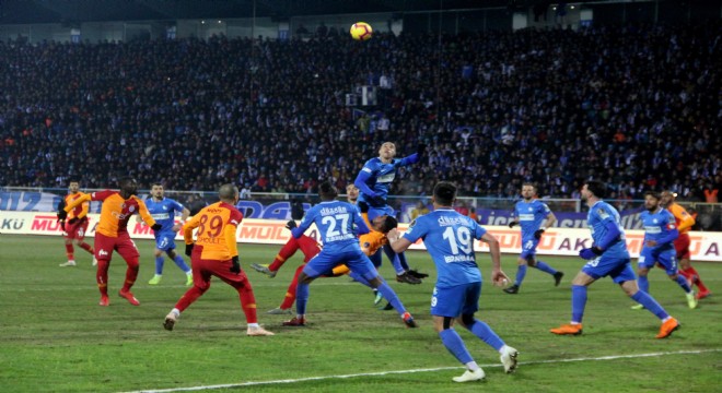 GS'ya Erzurumspor çelmesi
