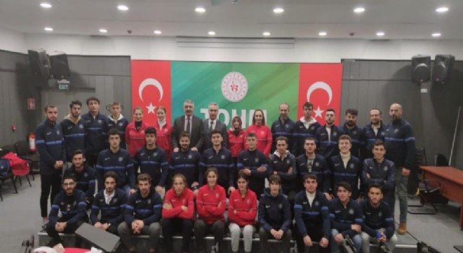GSB'den TOHM sporcularına spor malzeme seti