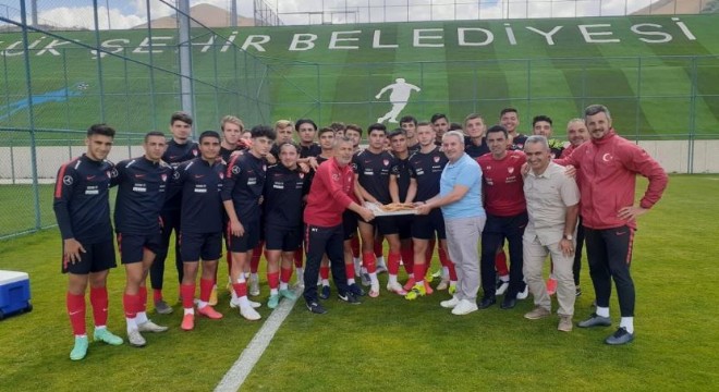 GSİM'den Milli sporculara motivasyon desteği