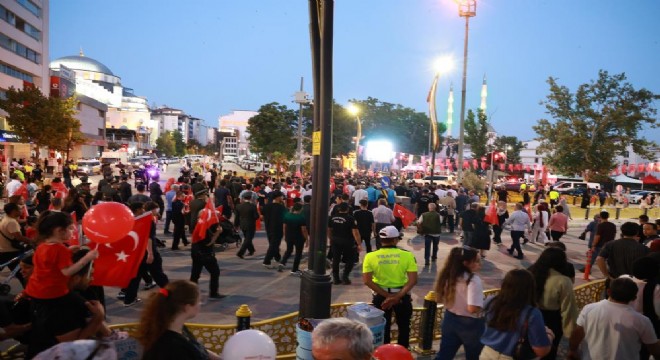 Gakkoşların nöbetinde dualar yükseldi