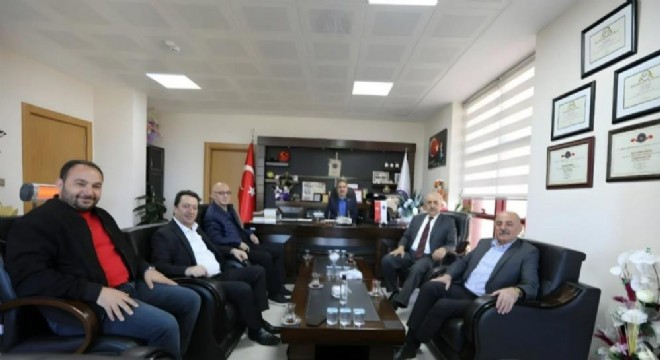 Gazeteci Hasan Pulur'a vefa