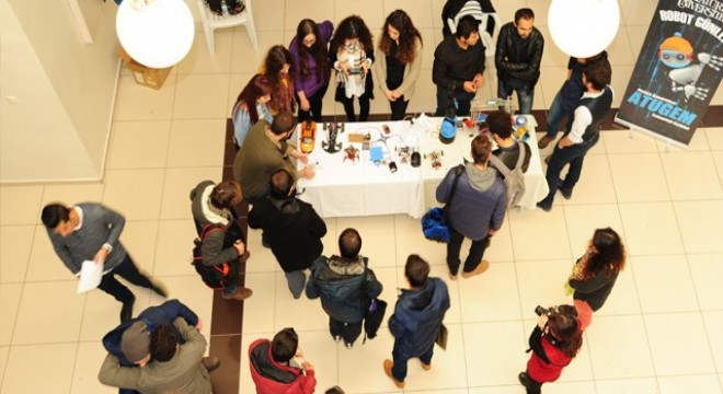 Geleceğin teknolojileri ETÜ'de sahnelendi
