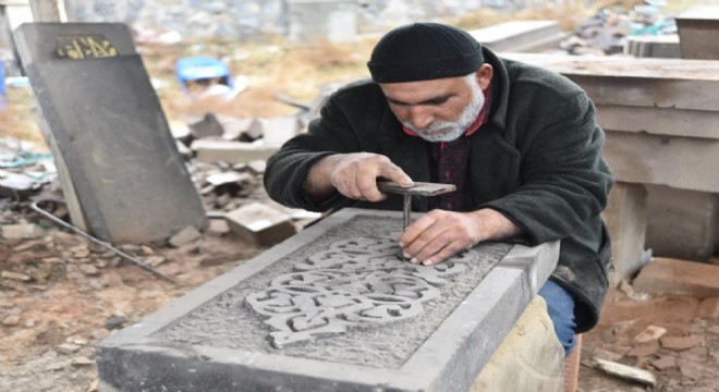 Geleneksel Ahlat Taş İşçiliği korunuyor