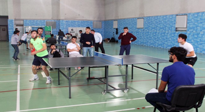 Genç Hareket'ten Masa Tenisi turnuvası