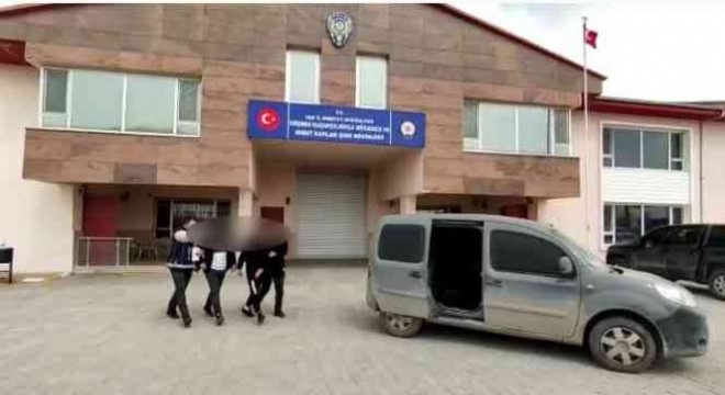 Göçmen kaçakçıları tutuklandı