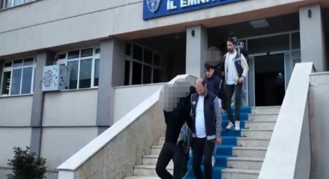Göçmen kaçakçılığı operasyonu; 3 tutuklama