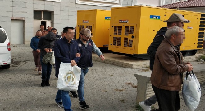 Gözaltına alınan 5 asker adliyede