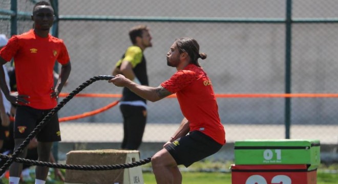 Göztepe lige Erzurum'da hazırlanıyor