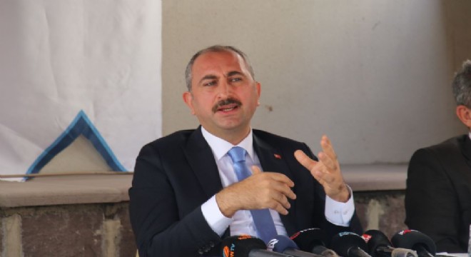 Gül:  ‘FETÖ bir terör örgütüdür'