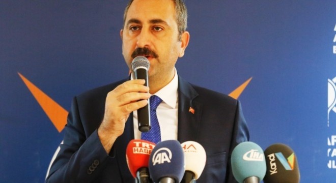 Gül: ‘İhanetlerinin hesabını yargı önünde veriyorlar'