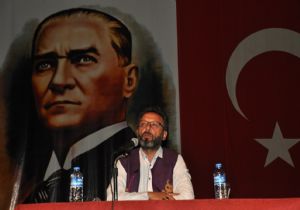‘Anneye saygıda örneği yok'