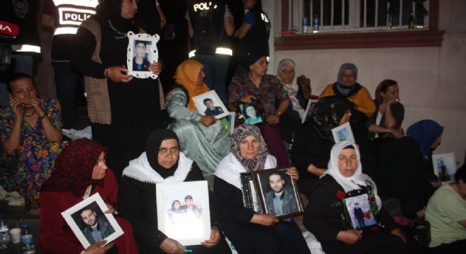 HDP önünde eylem yapan aile sayısı 35'e yükseldi