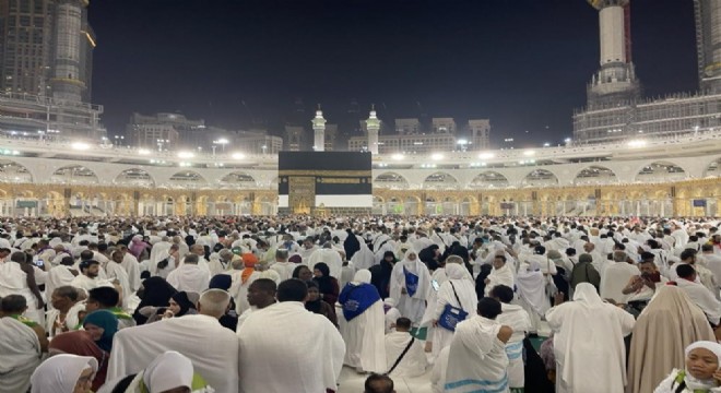 Hacı adayları Kabe'ye kavuştu