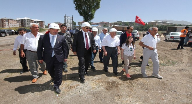 Hayırsever işadamı Rauf Azak dua aldı