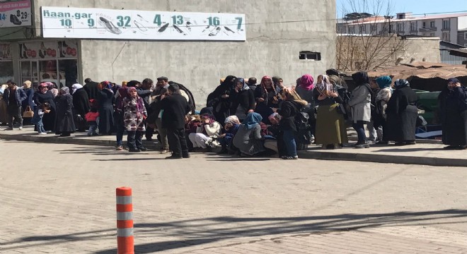 Horasan'da okullar tatil edildi