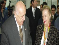 Nazmiye Demirel vefat etti