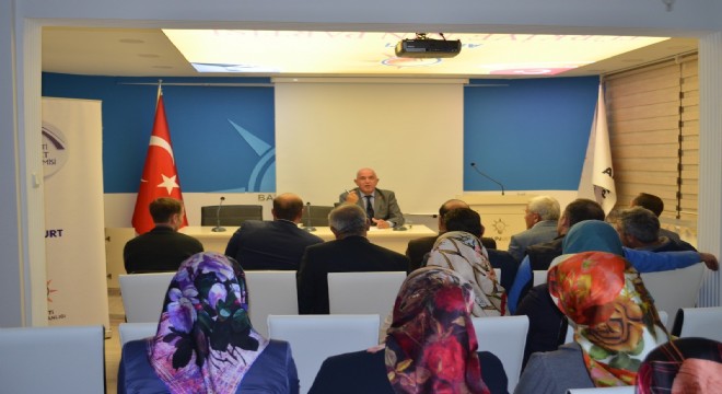 Ilıcalı'dan Bayburt'ta siyaset dersi