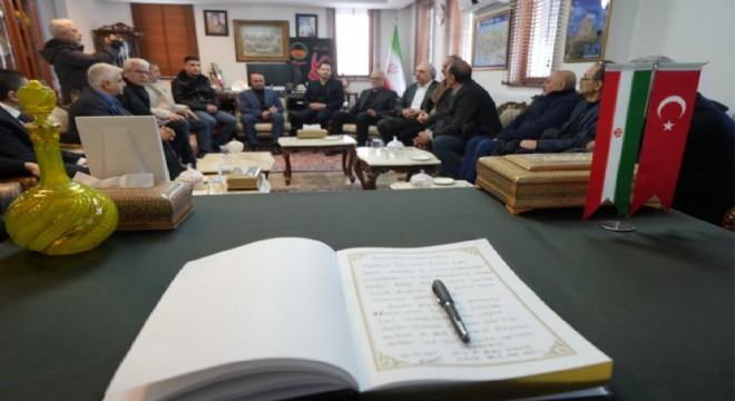 İran Başkonsolosluğu'nda taziye defteri açıldı