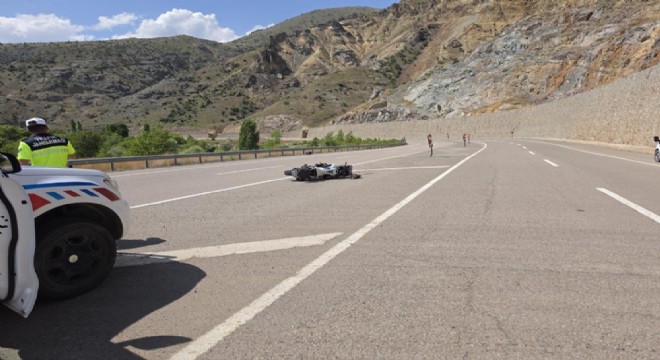 İspir'de motosiklet kazası: 1 Yaralı