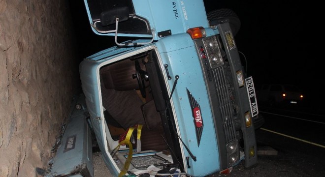 İspir'de trafik kazası: 1 yaralı