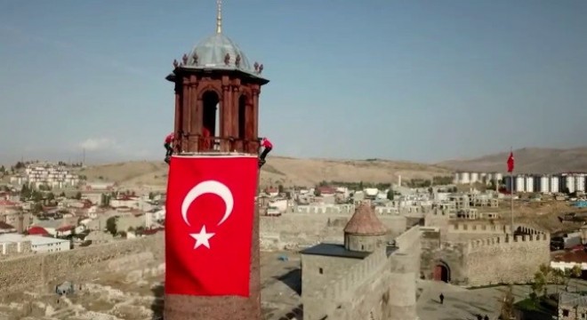 Jandarma'dan 29 Ekim özel klibi