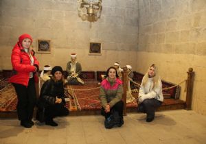 Önce tanıyacak, sonra tanıtacaklar