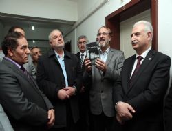 Kılıçhan'dan Fars Diline destek