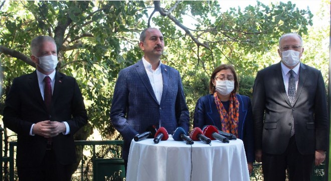 ‘Kadına yönelik şiddet bir terör eylemidir'